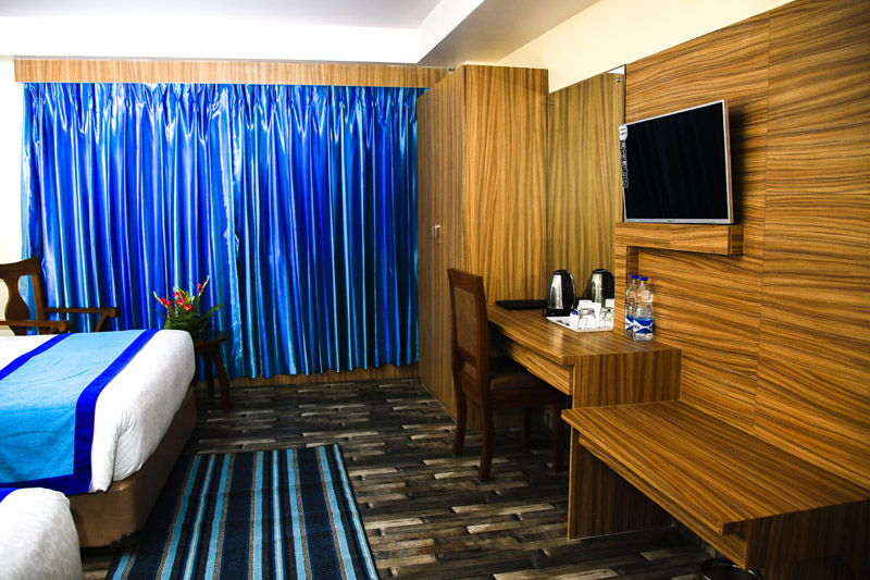 Deluxe-Twin-bed-room